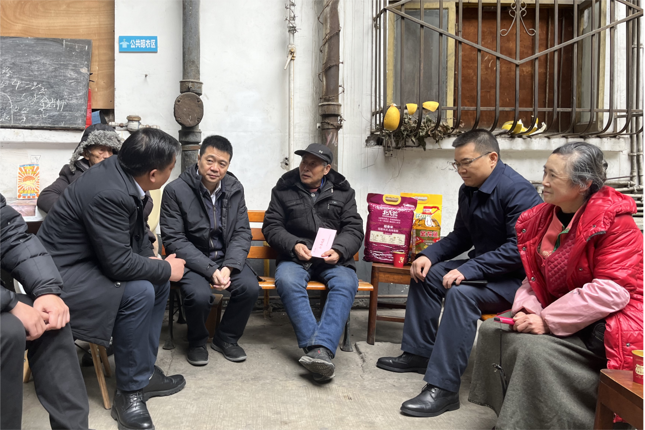 省尊龙集团党委书记、董事长游勇开展慰问活动督导调研工作